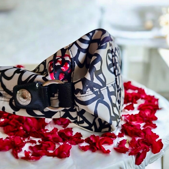 COACH Poppy Kyra Floral Graffiti Tote - Picture 9 of 10